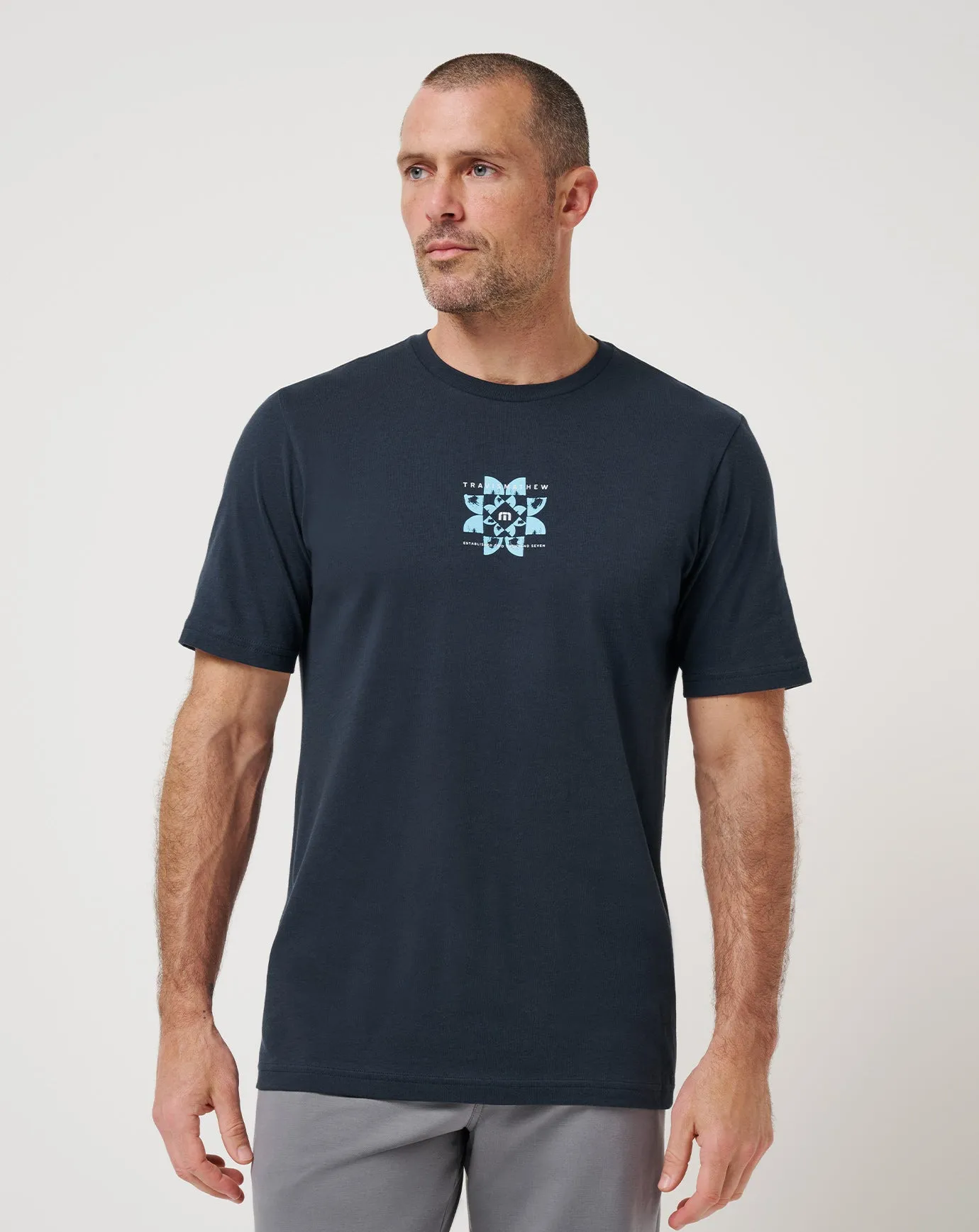 Roomy Design Sleek Design Fit Watching Clouds Tee