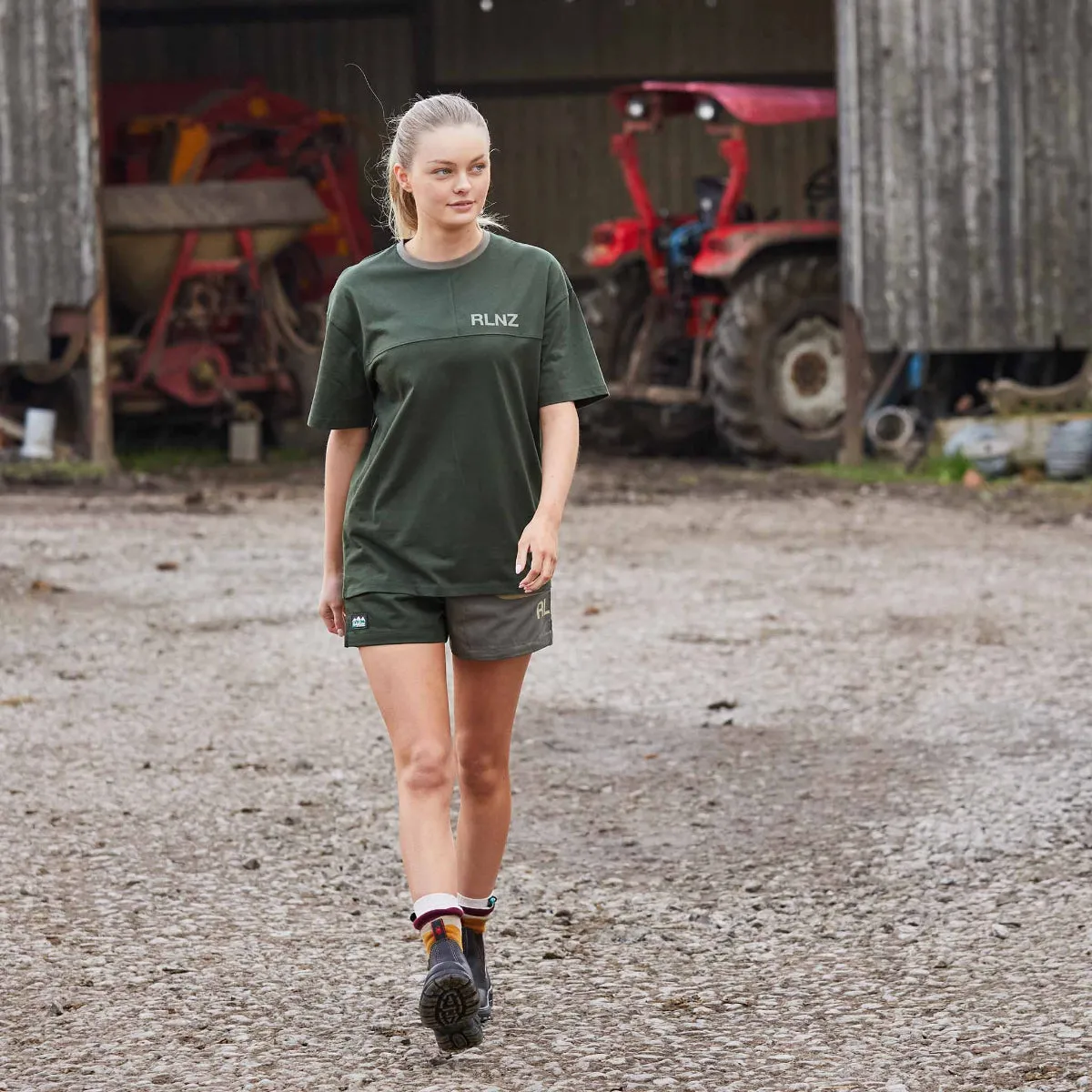 Hose Down T-Shirt Olive Ribbed Trim Details