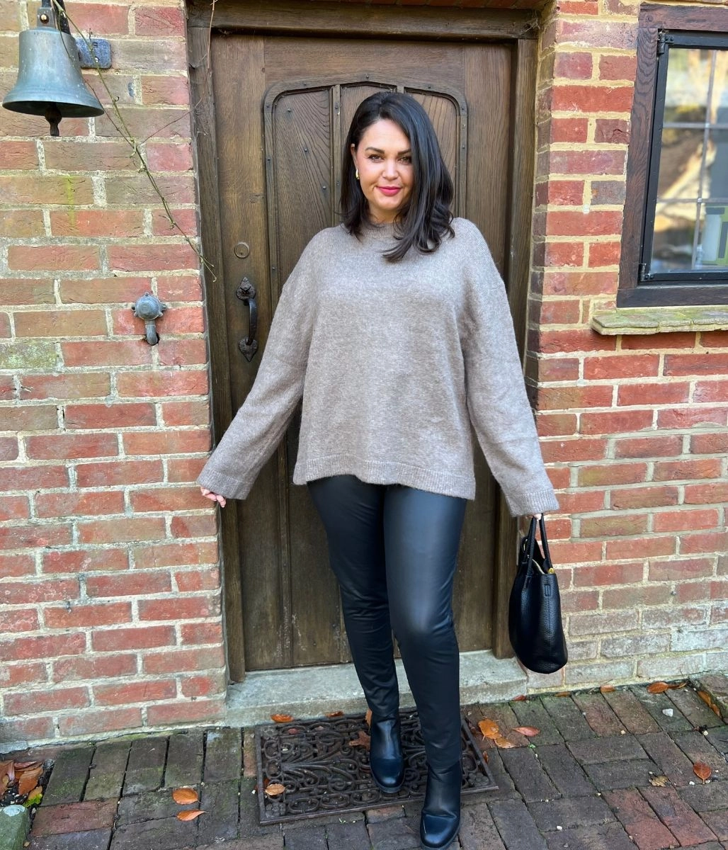 Wrinkle Resistant Knit Recycled Material Crafting Brown Crew Neck Jumper