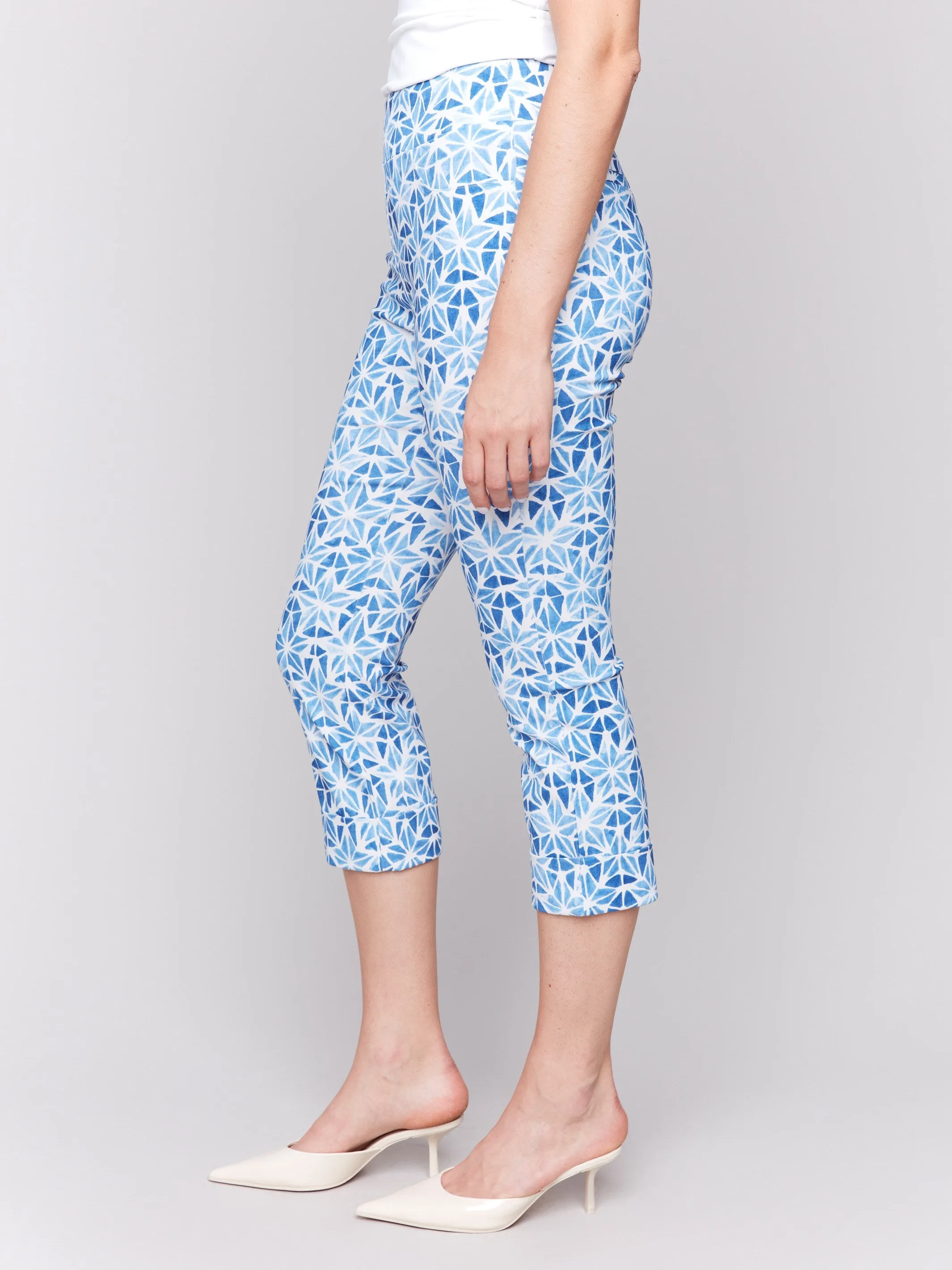 Printed Stretch Pull-On Capri Pants - Stars Flexible Layer Fit