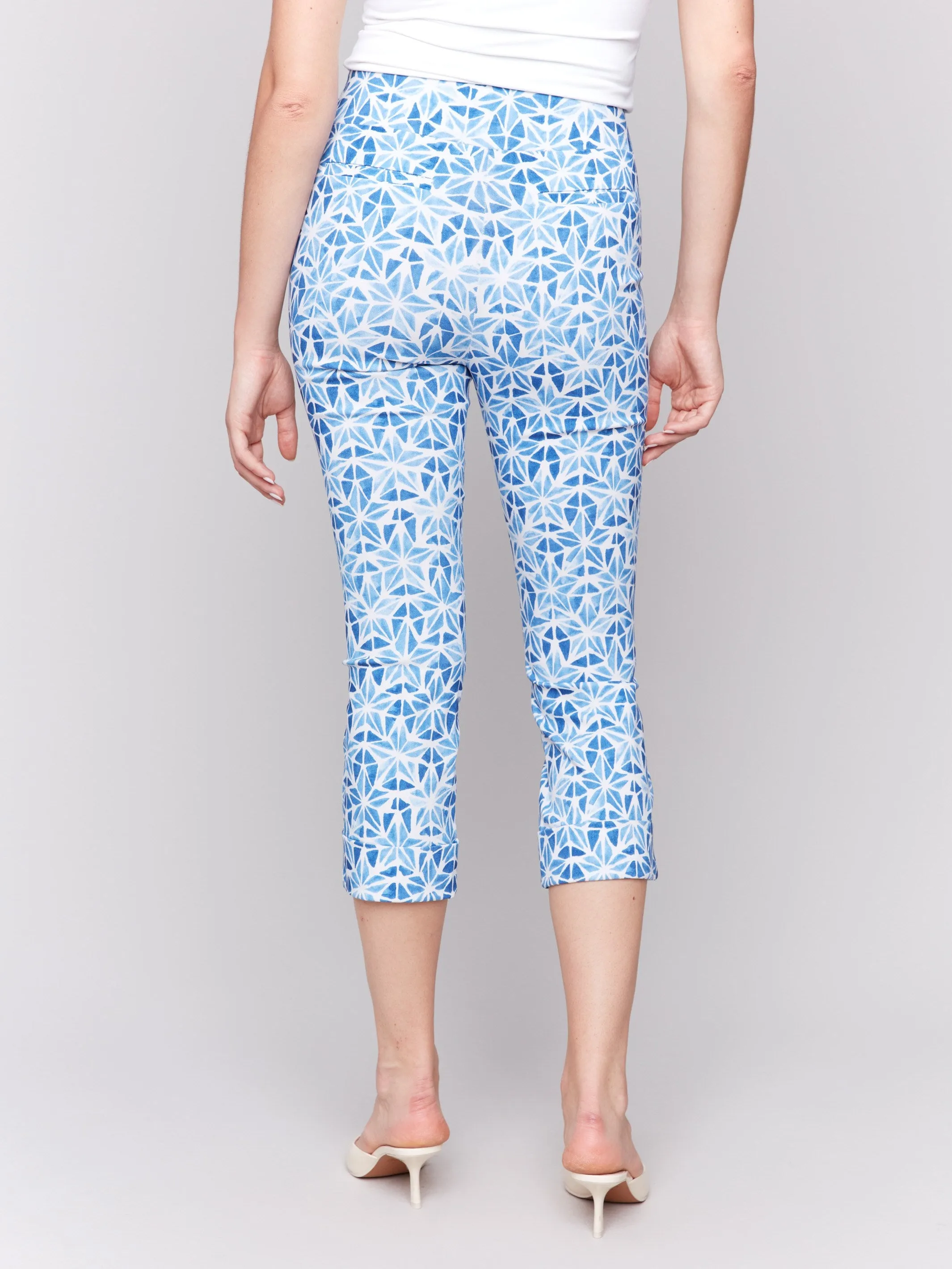 Street Ready Timeless Appeal Printed Stretch Pull-On Capri Pants - Stars