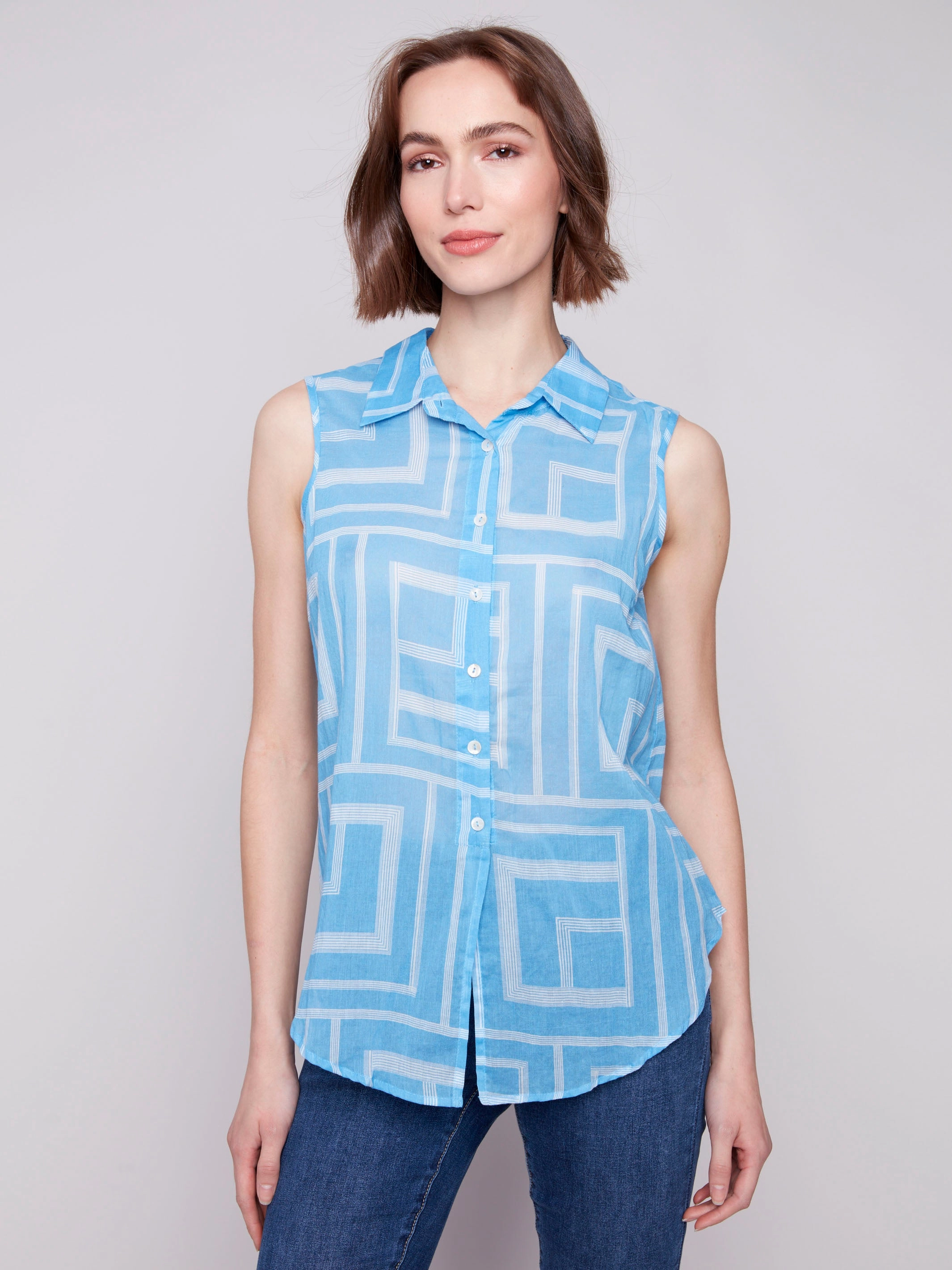 Functional Fashion Bold Print Printed Sleeveless Front Tie Cotton Shirt - Bluebell