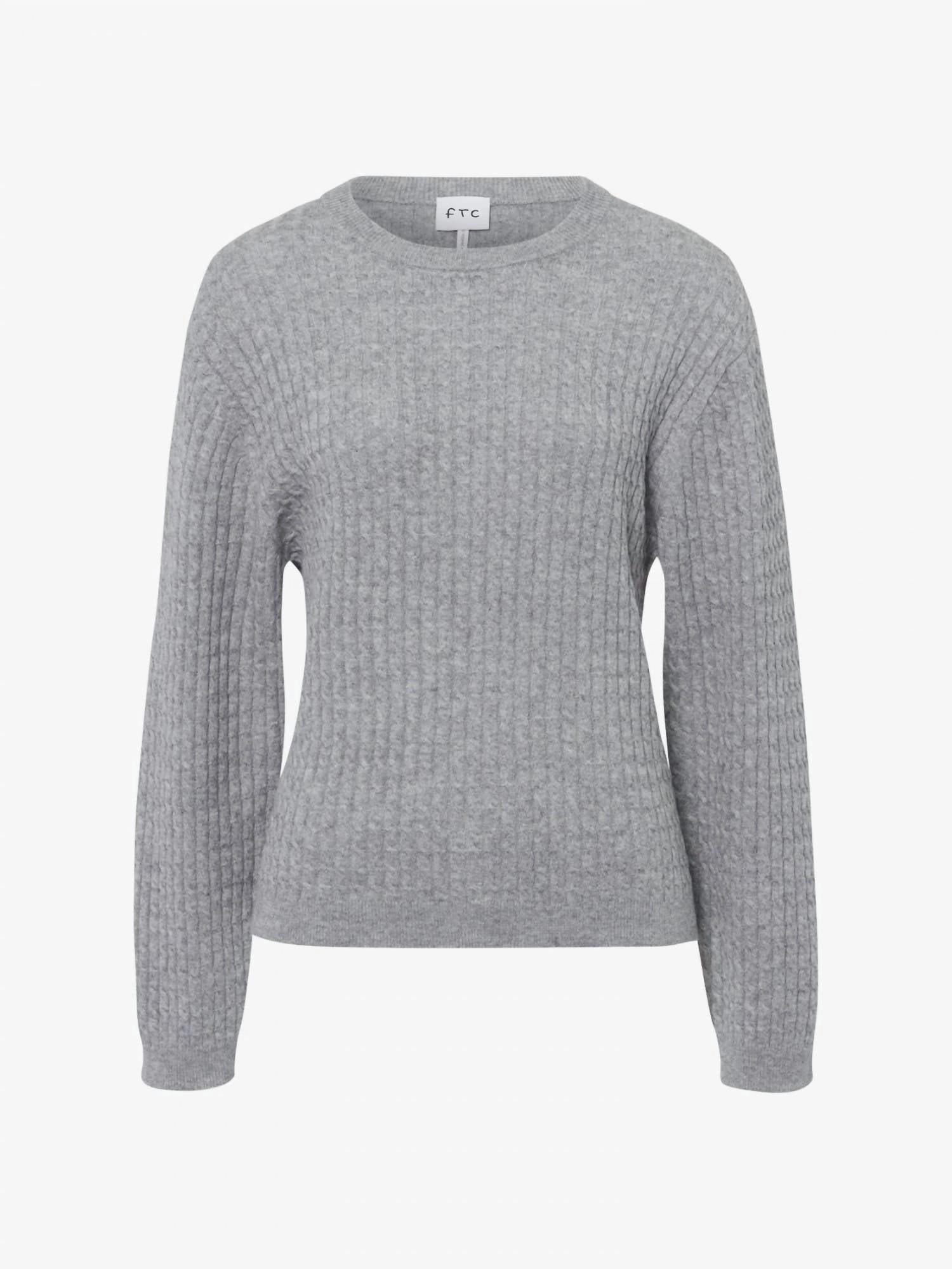 Pullover With Cable In Grey Versatile Piece