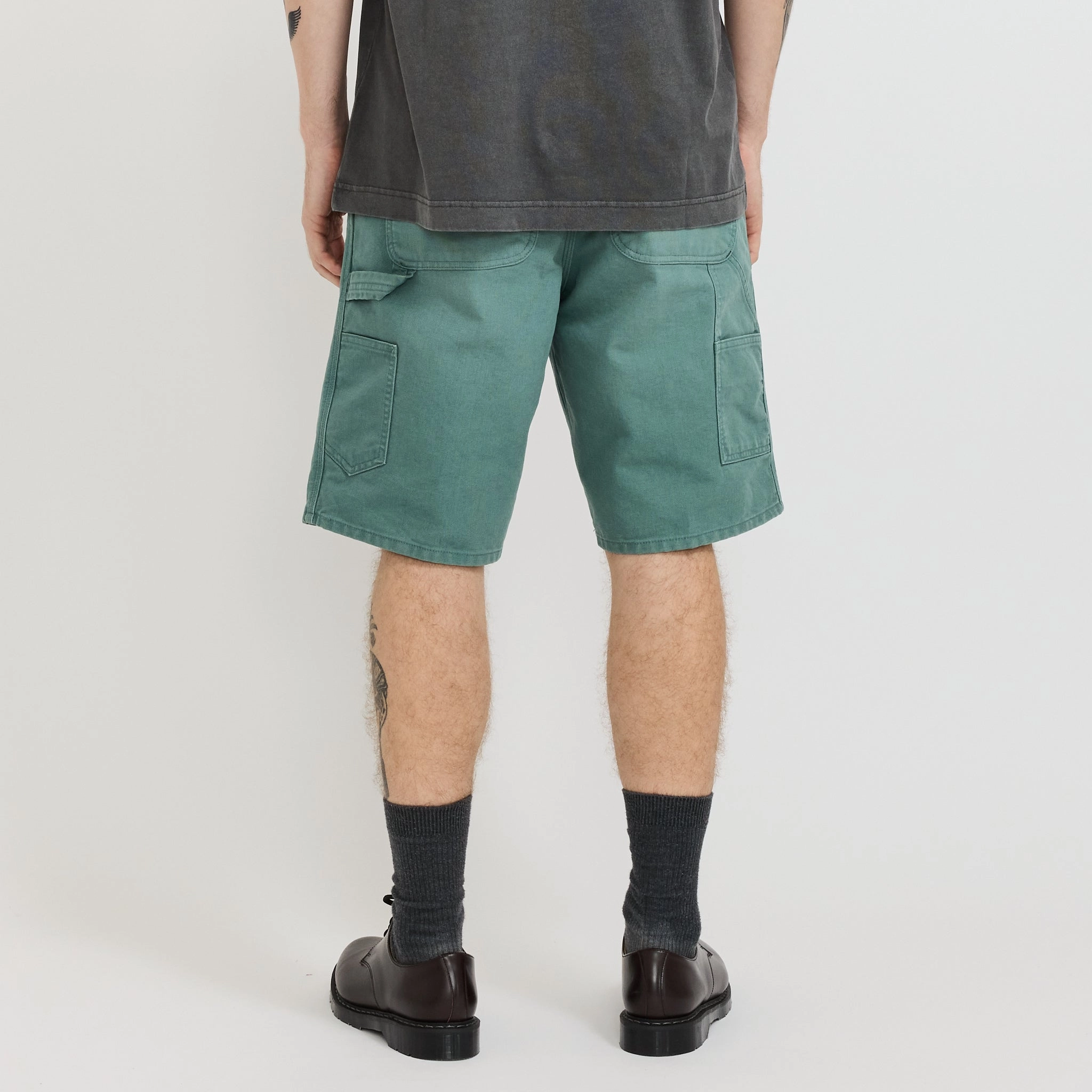 Single Knee Short Silver Pine fitness industry