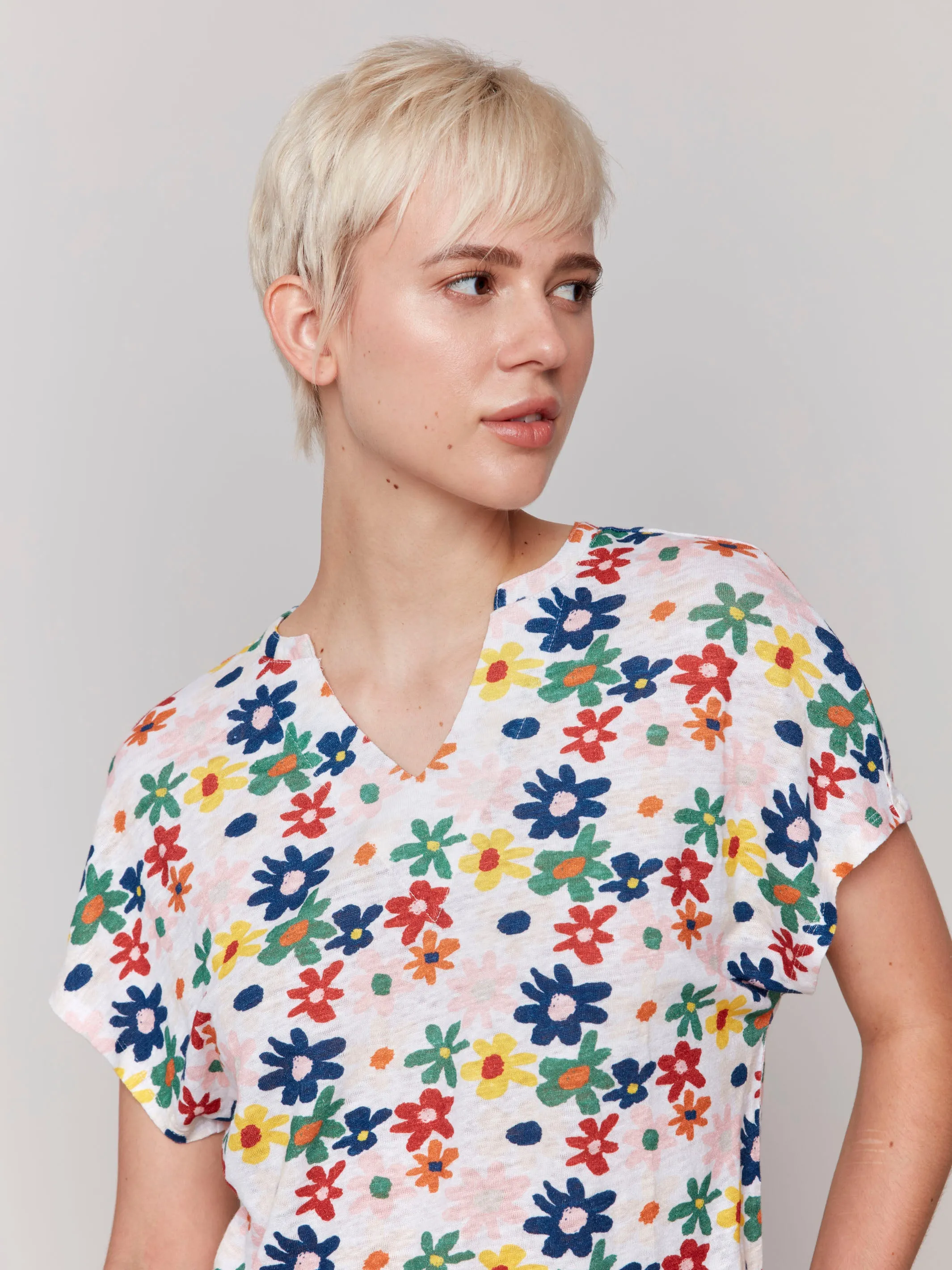 slim fit LoopwheelFabric Printed Short Sleeve Dolman Top - Daisies