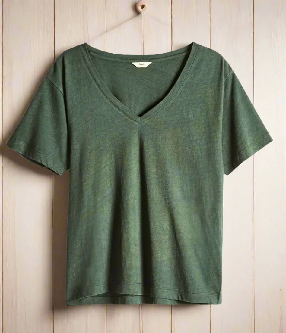 Green Linen Blend V Neck T Shirt TaglessNecklineComfort