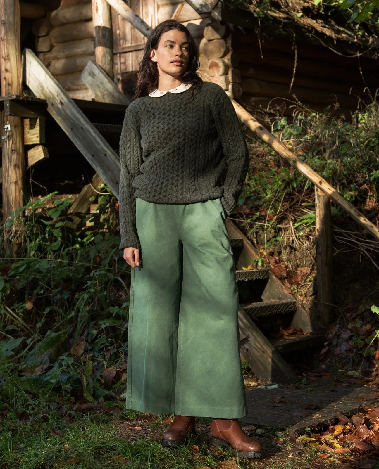 Danya Organic Cotton Twill Trouser in Washed Olive Sporty Layer