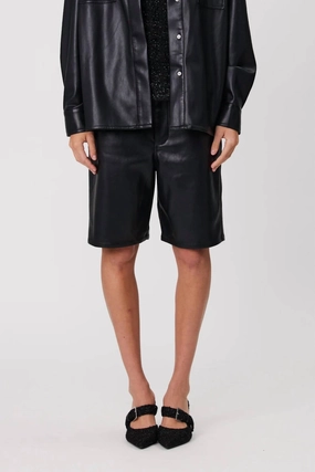 Remi Leather Relaxed Fit Shorts In Black Quick Dry Fabric