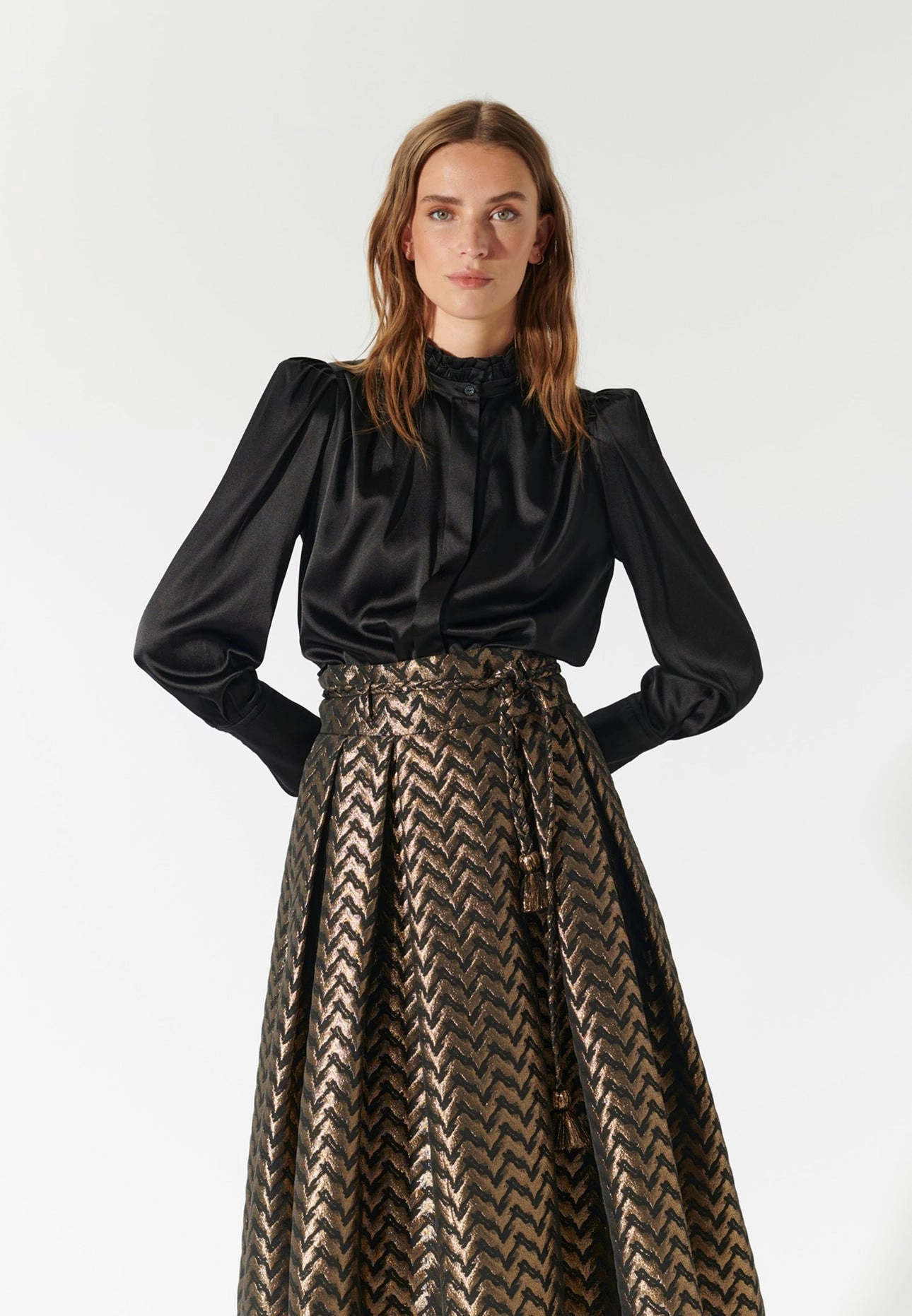 Robertadea Blouse - Black Subtle Texture Weave NonIrritating Seams