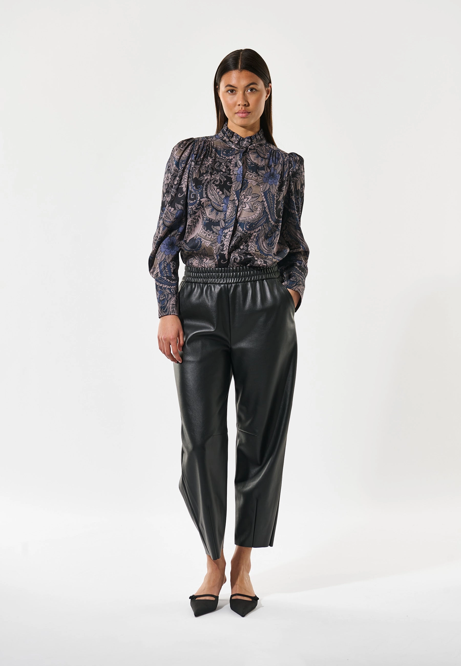 LowImpact Dye Process Robertadea Blouse - Sayo Millennium