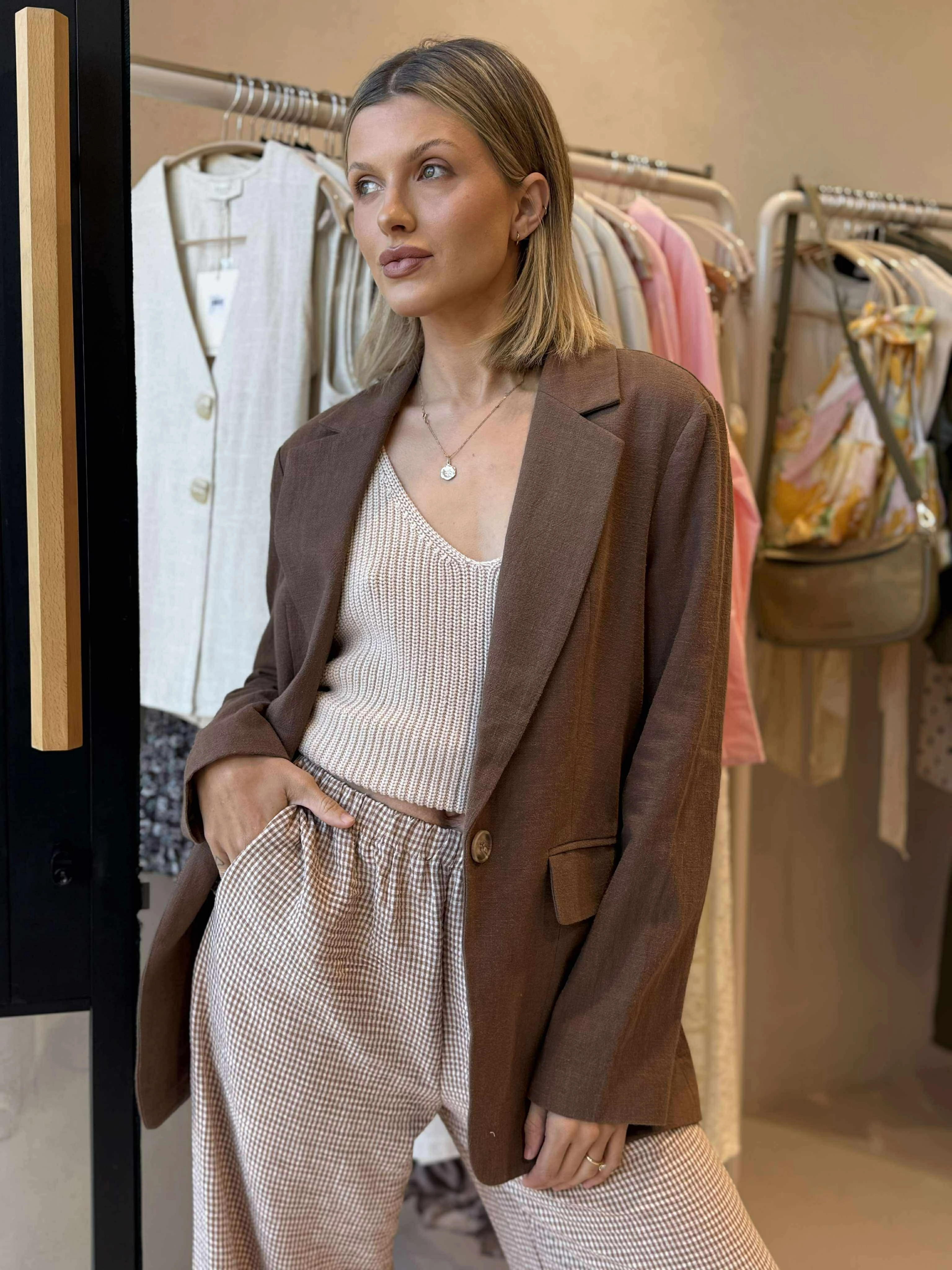 Modern Day Look Reinforced Shoulder Padding PERRY LINEN JACKET - CHOCOLATE