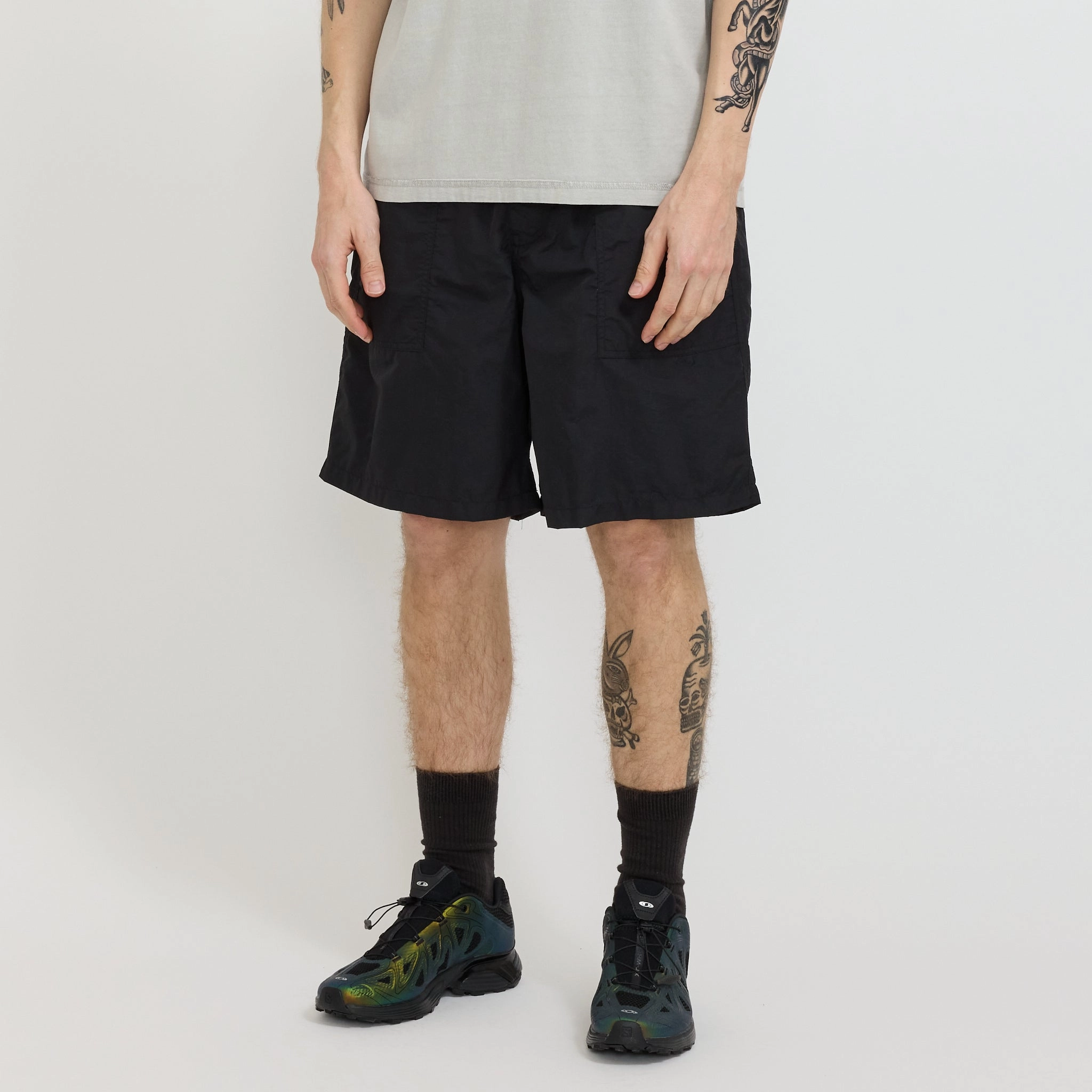 Scale Shorts Black Urban Comfort