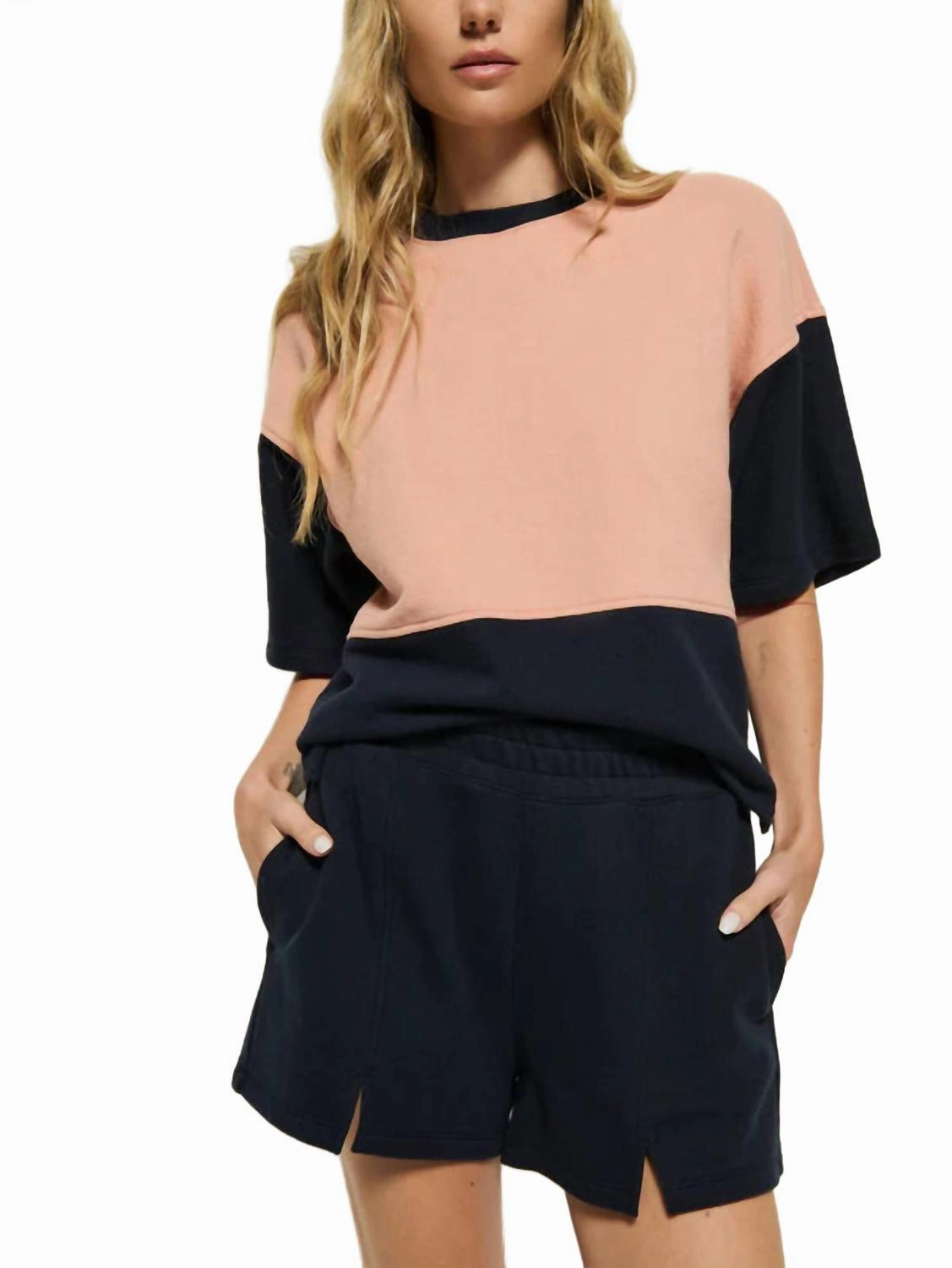 Lightweight Weave teenagers Scout Short In Night Sky