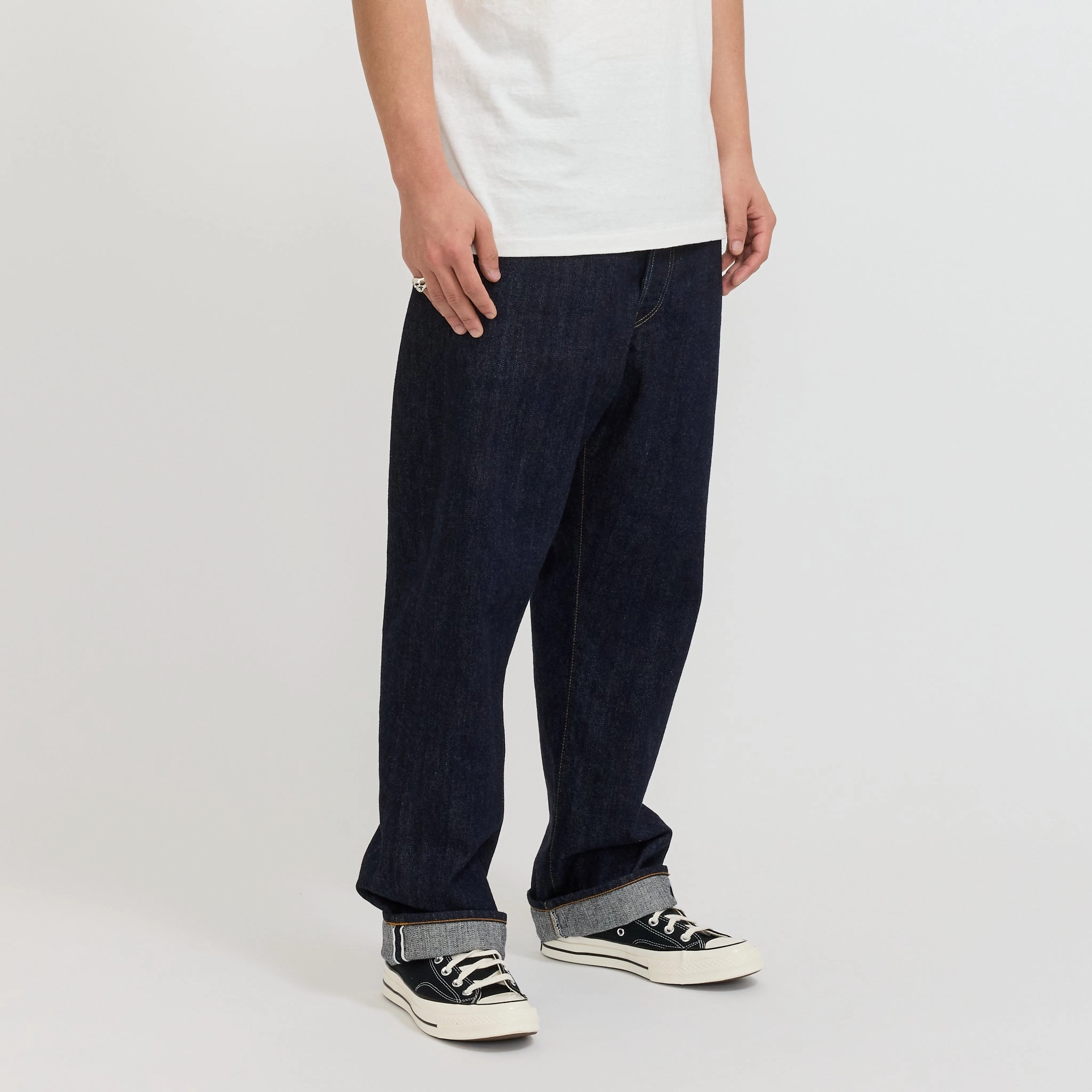 Type Loose One Wash Modern Outfit