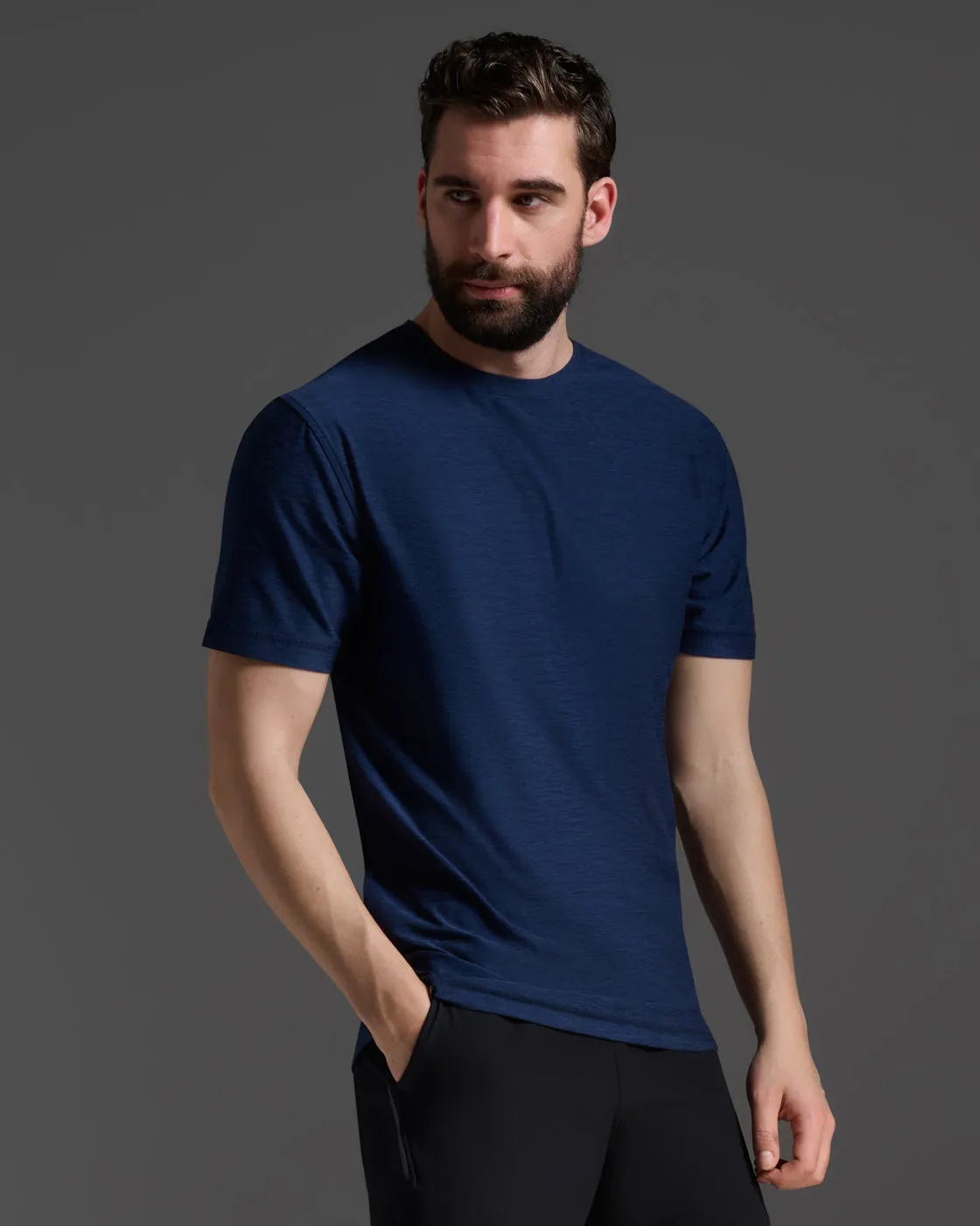 Everyday Casual Relaxed Comfort Look Signature Tee