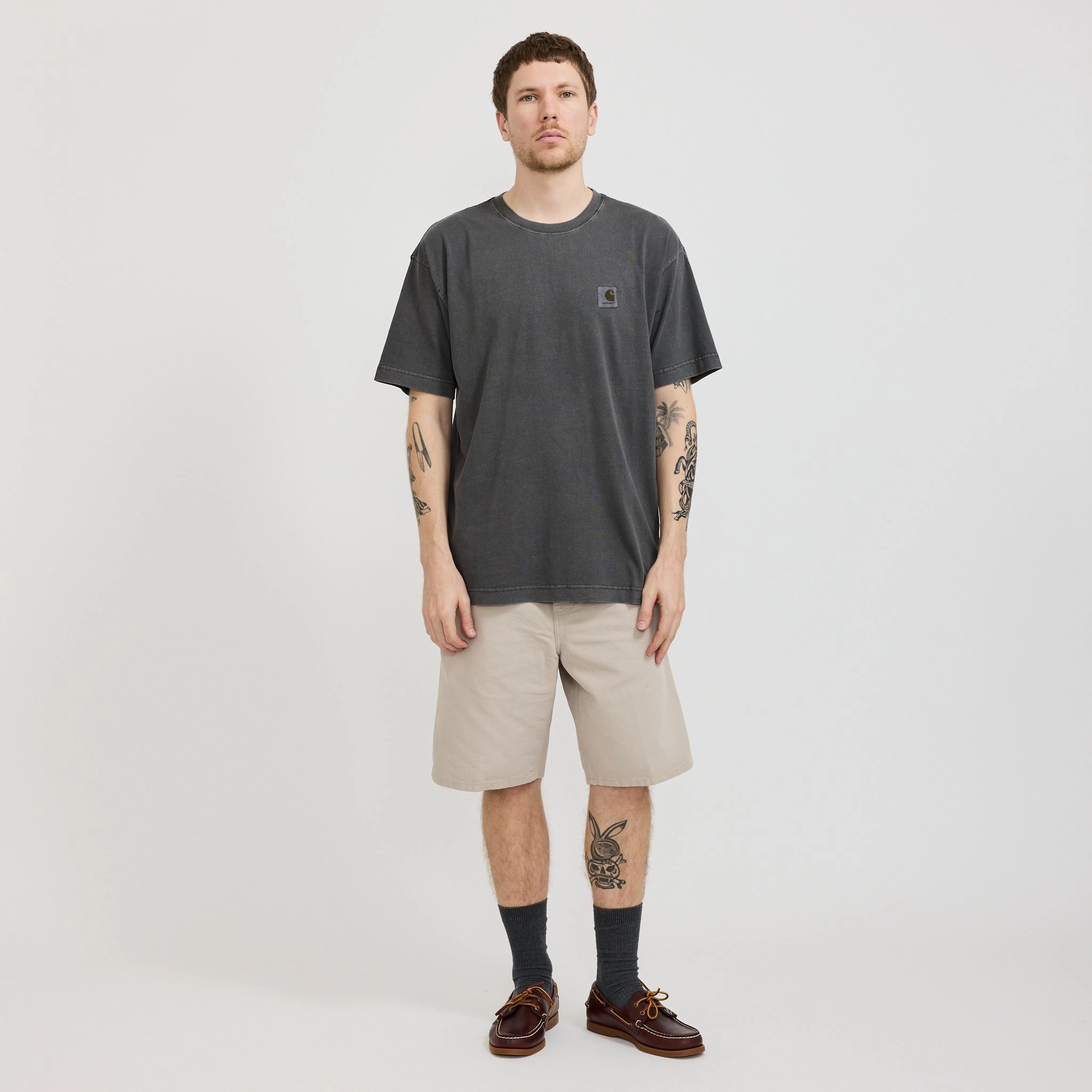 Mid Rise Wide Range Motion Single Knee Short Dusky Beige