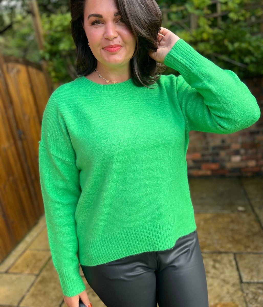 Chilly Ready Lightweight Comfort Green Crew Neck Classic Jumper