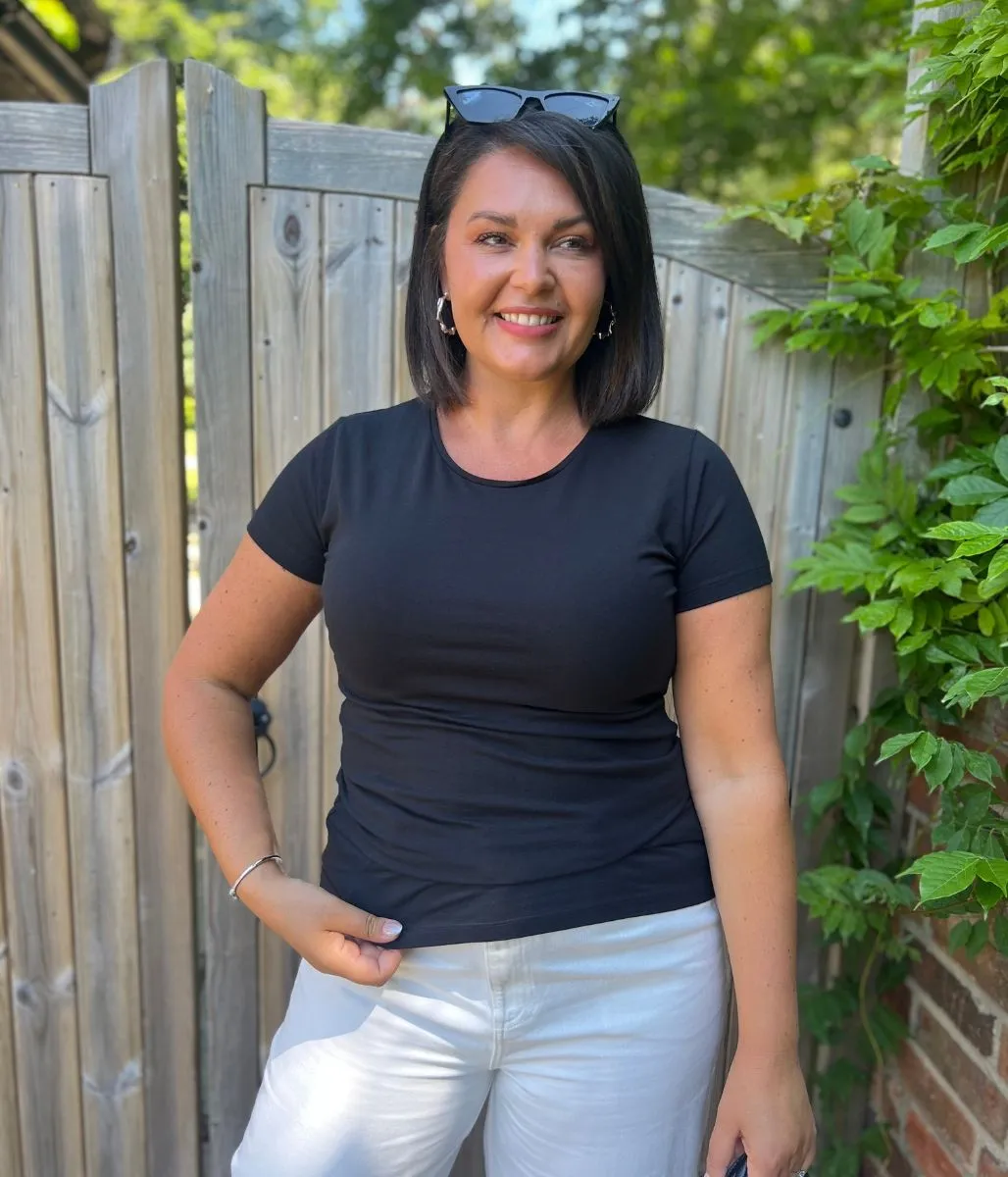 light layering Black Basic Crew Neck Tee