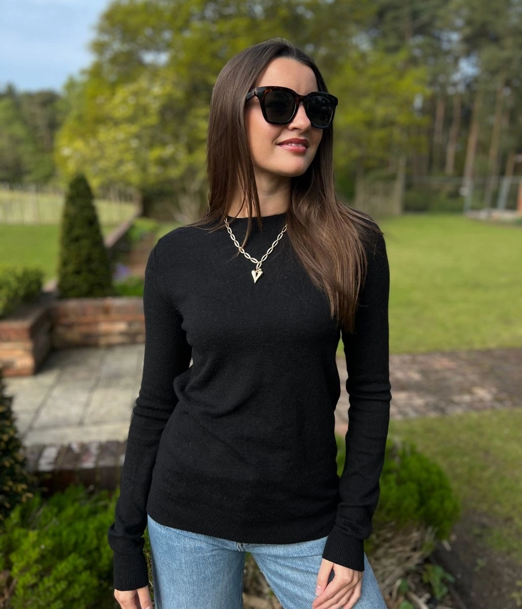 Roomy Pockets Sleek Performance Black Recycled Blend Jumper