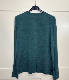 Sea Green Fine Merino Wool Jumper Essential Fashion Chill Fit