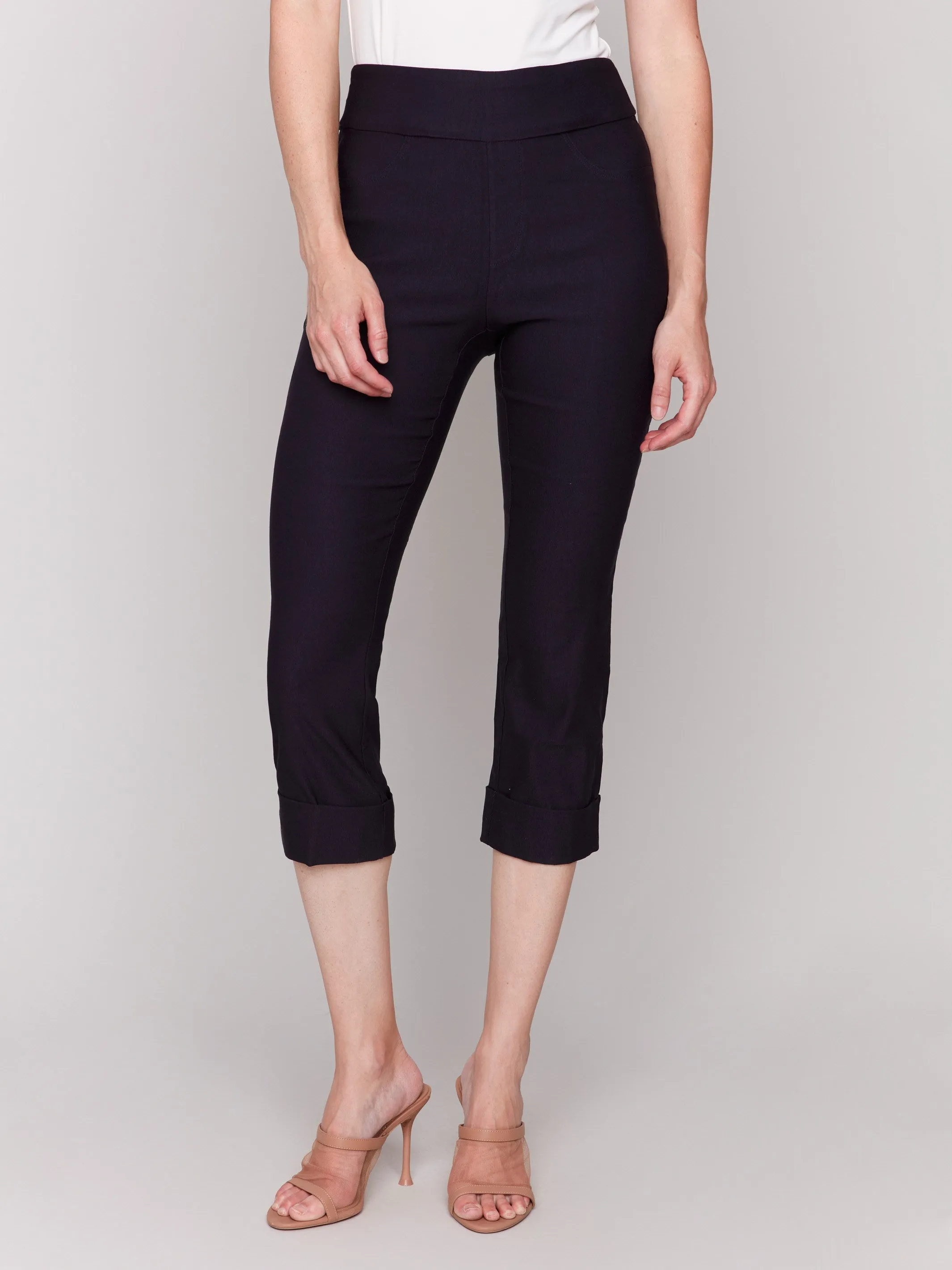 Quick Move Stretch Pull-On Capri Pants - Black