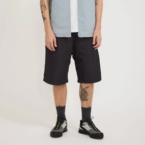Classic Fit skateboarding gear Swell Short Black