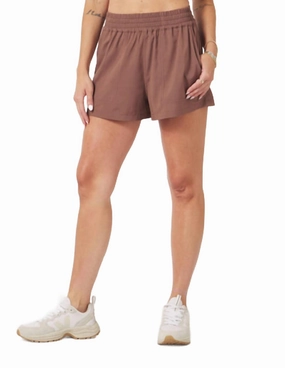 Sydney Short In Mocha Minimal Fit