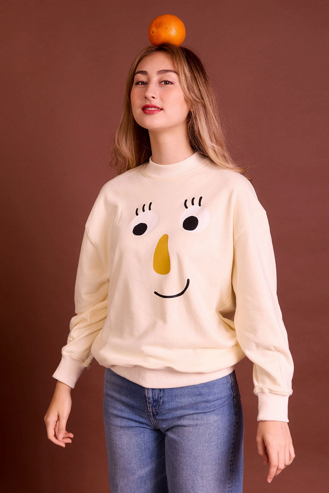 Breathable Design Wear The Peep Jumper in Beige