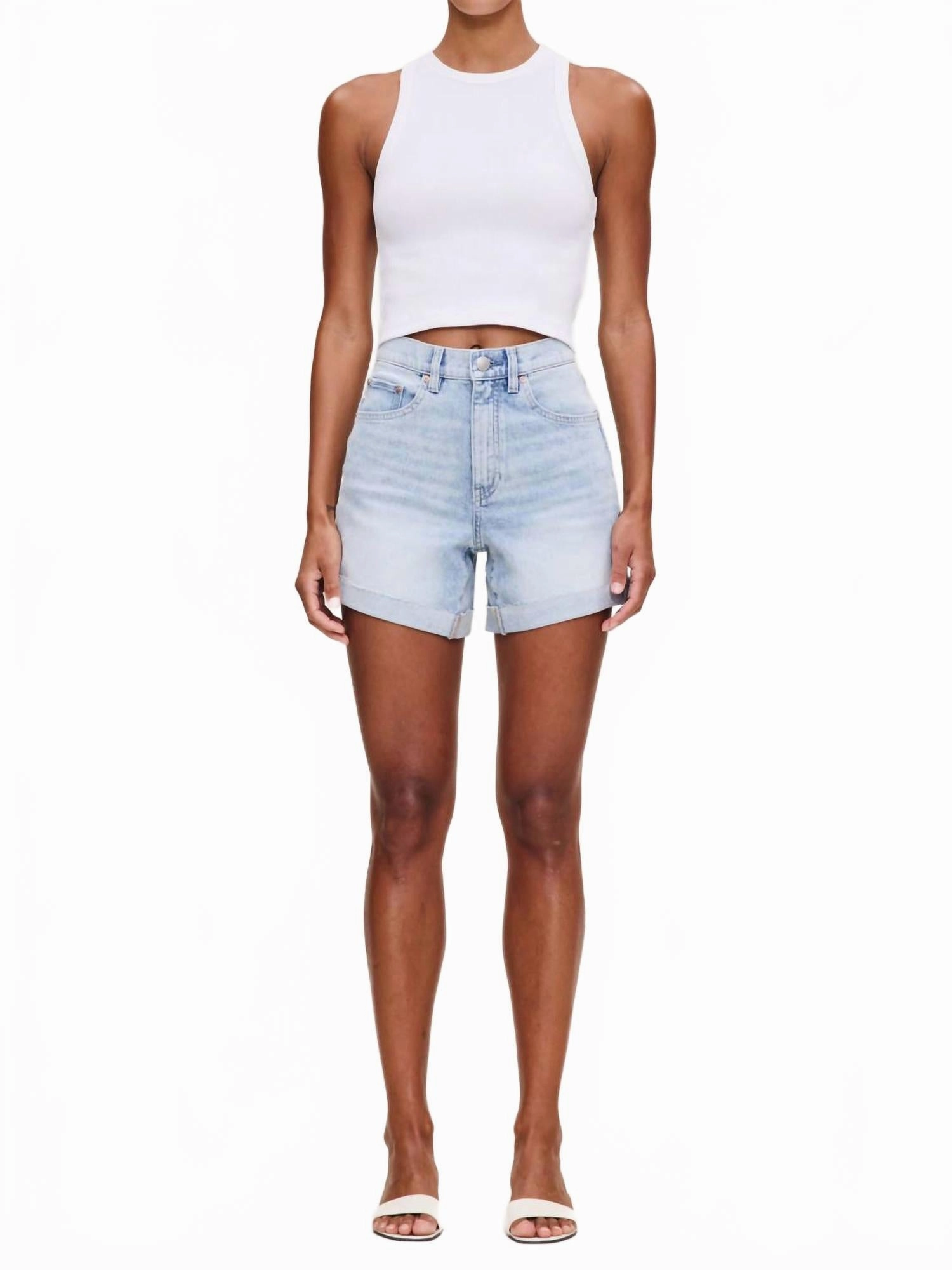 Zoie Jean Short In Positano Cuffed art industry Fitness Enthusiast