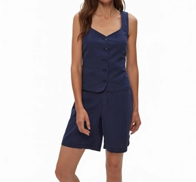 Velma Linen Short In Nocturnal Vintage Look