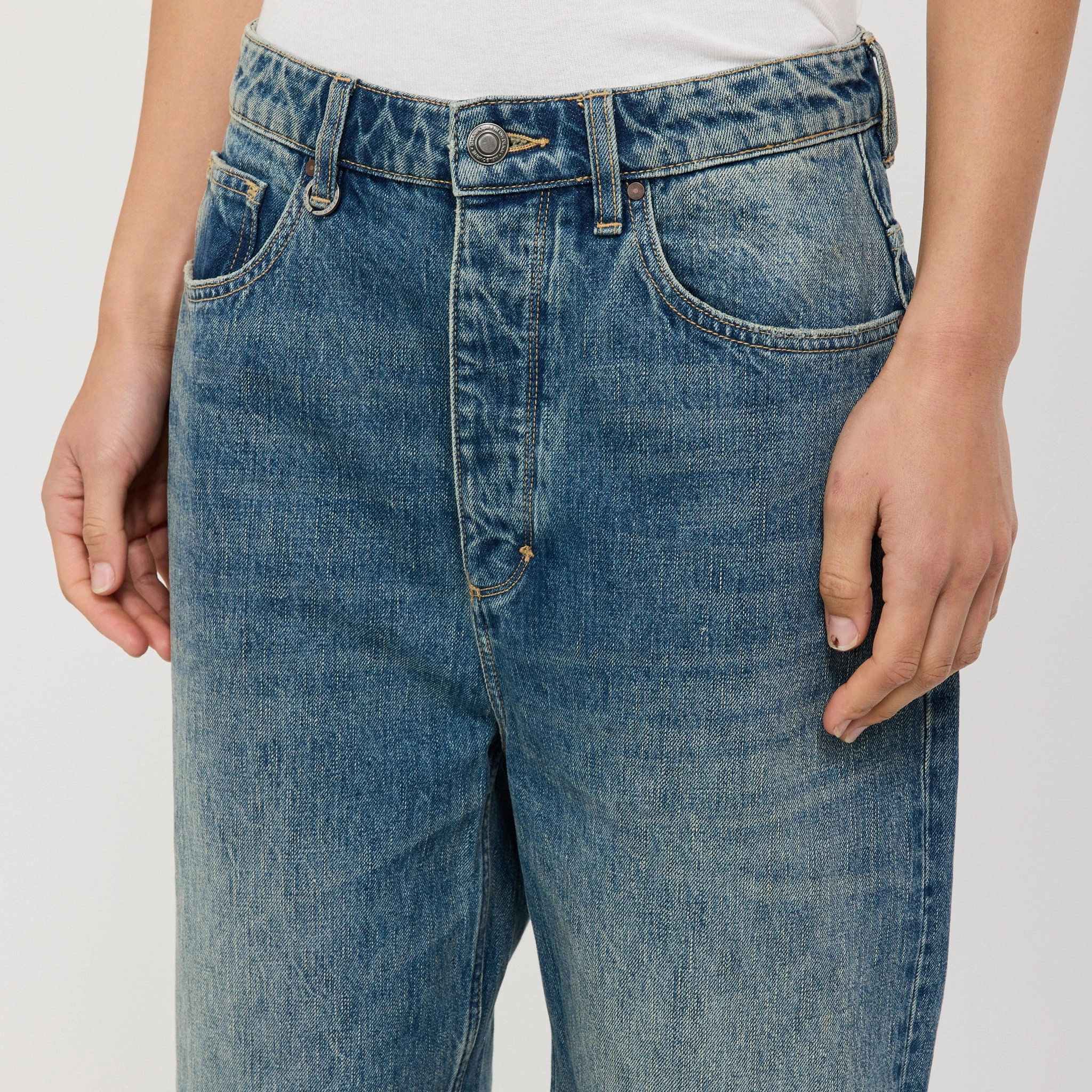 Minimalist Eco Friendly Yoko Baggy JFK