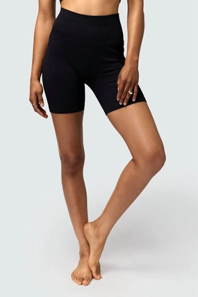 Love Sculpt 5' Biker Short In Black Comfort Cushion