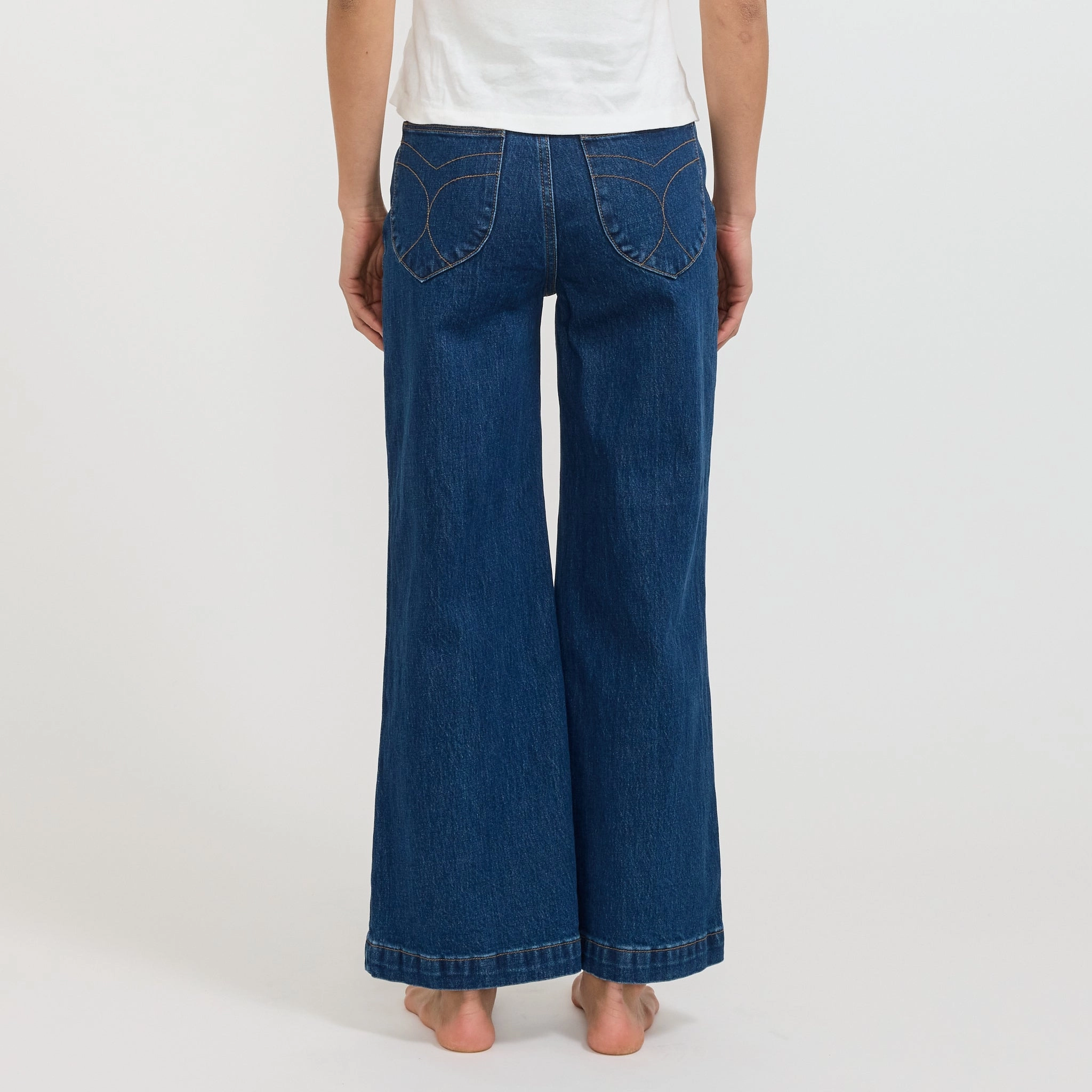 Eco Friendly Chill Outfit Road Trip Sailor Jean Eco Ruby Organic Dark Blue