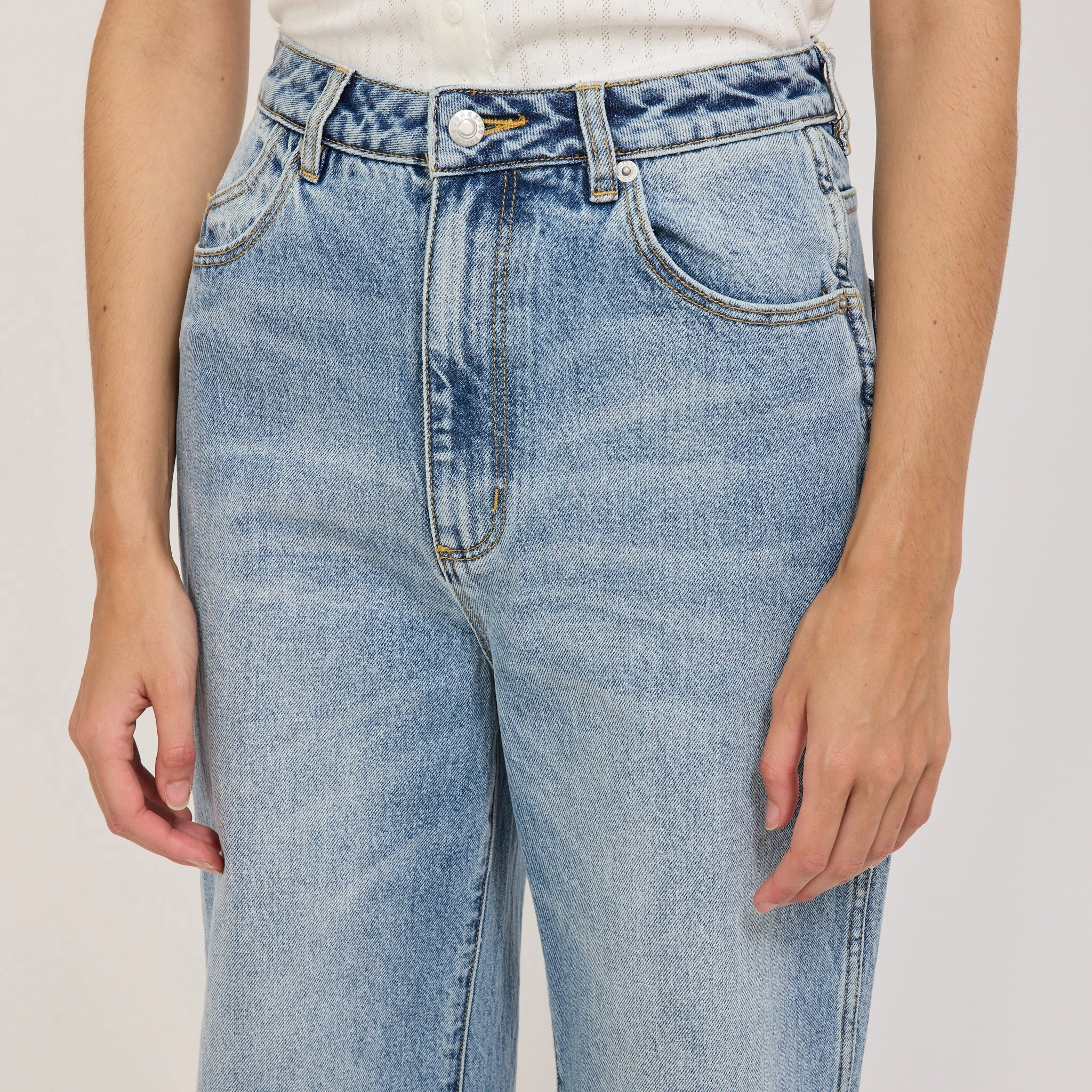 Studio Flare City Lights Athlete Fit Elegant