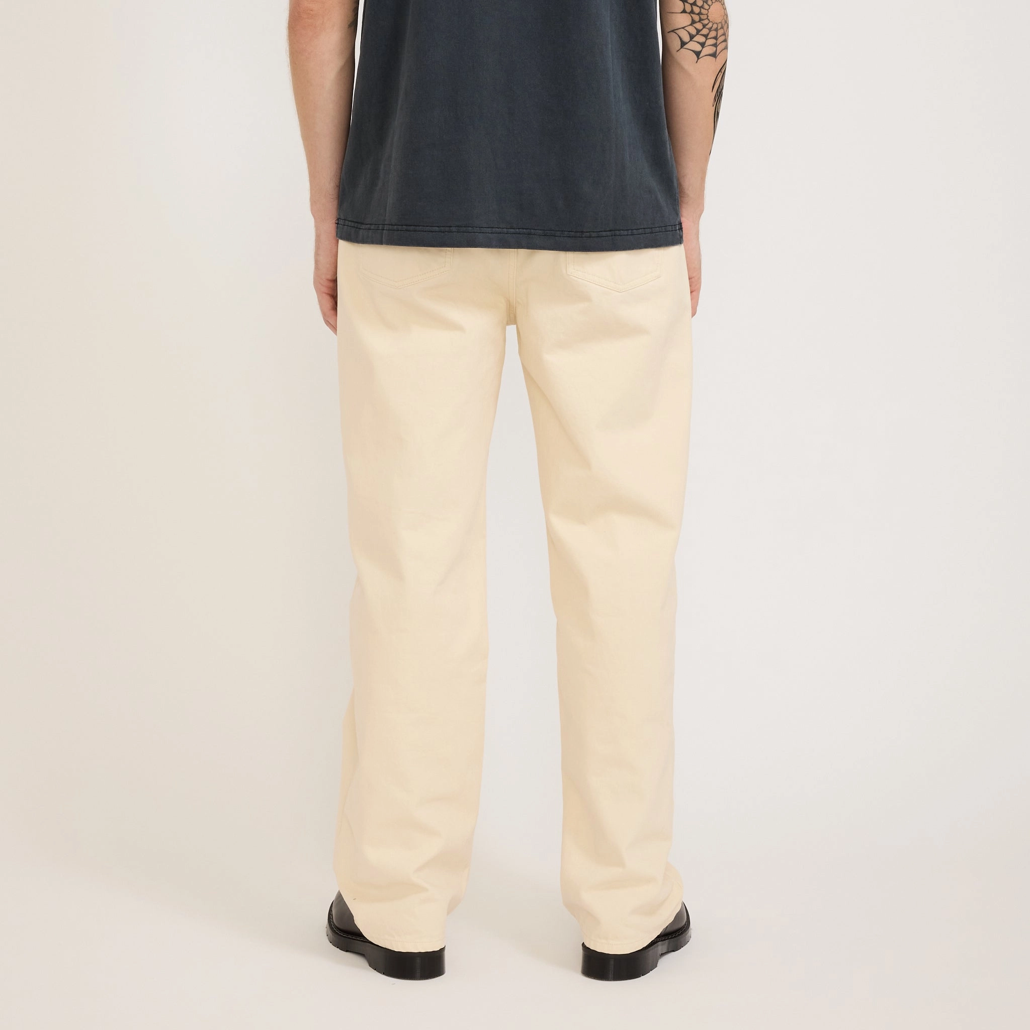 Soft Sustainable Smooth Loose Versatile Wale Jeans Natural
