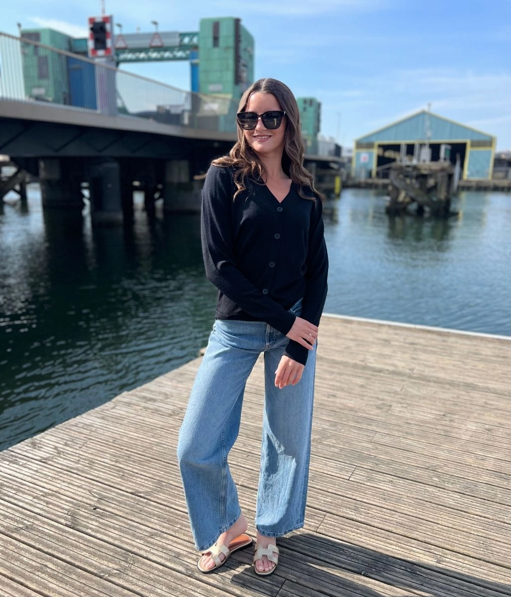 Essential Warmth Snuggly Design Black Merino Wool Cardigan