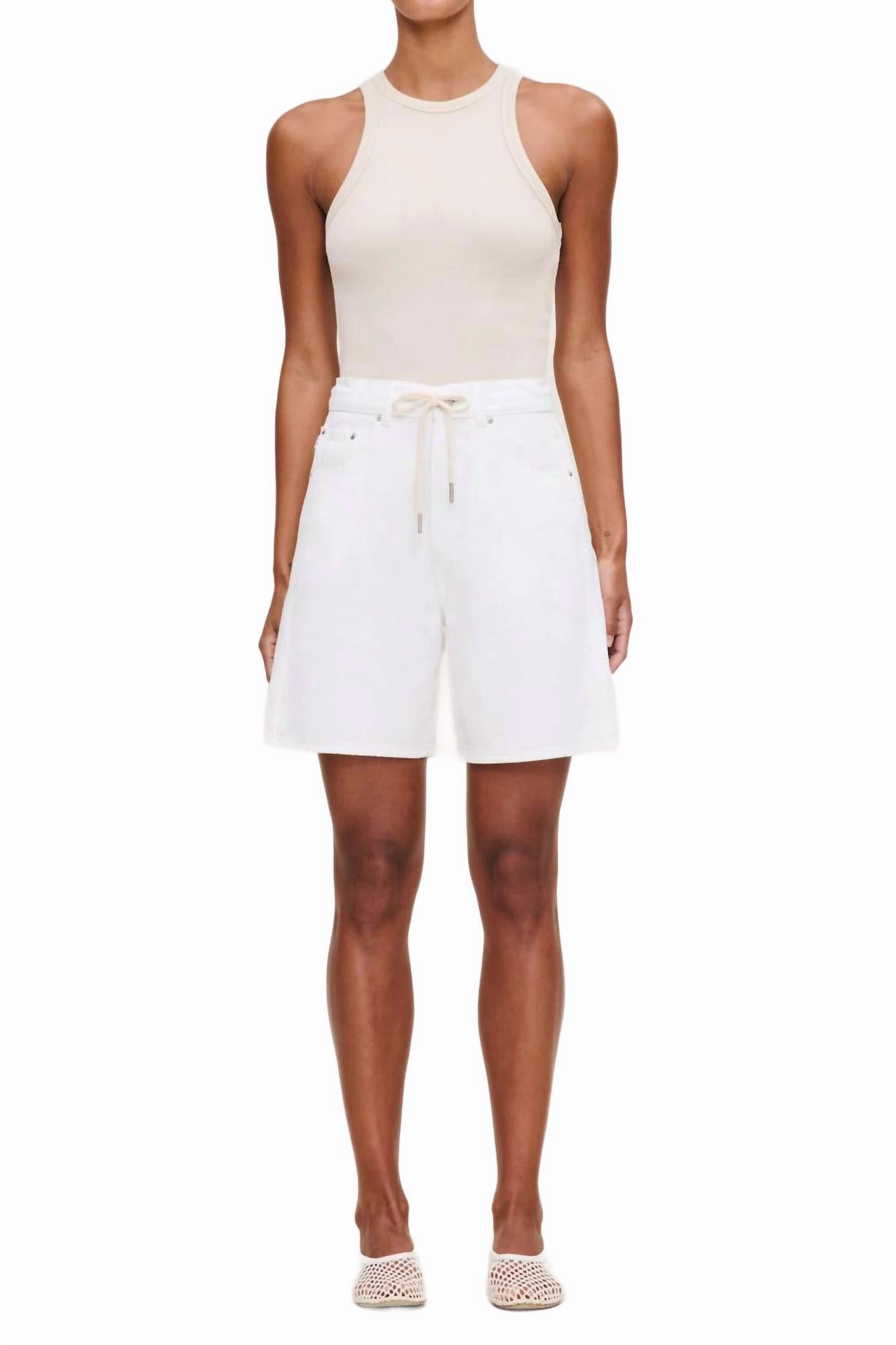 Taylor Drawstring Short In White Yoga wear