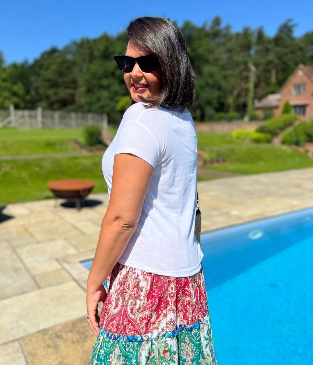 HighDensity Weave EcoCertified Textile White Basic Scoop Neck Tee