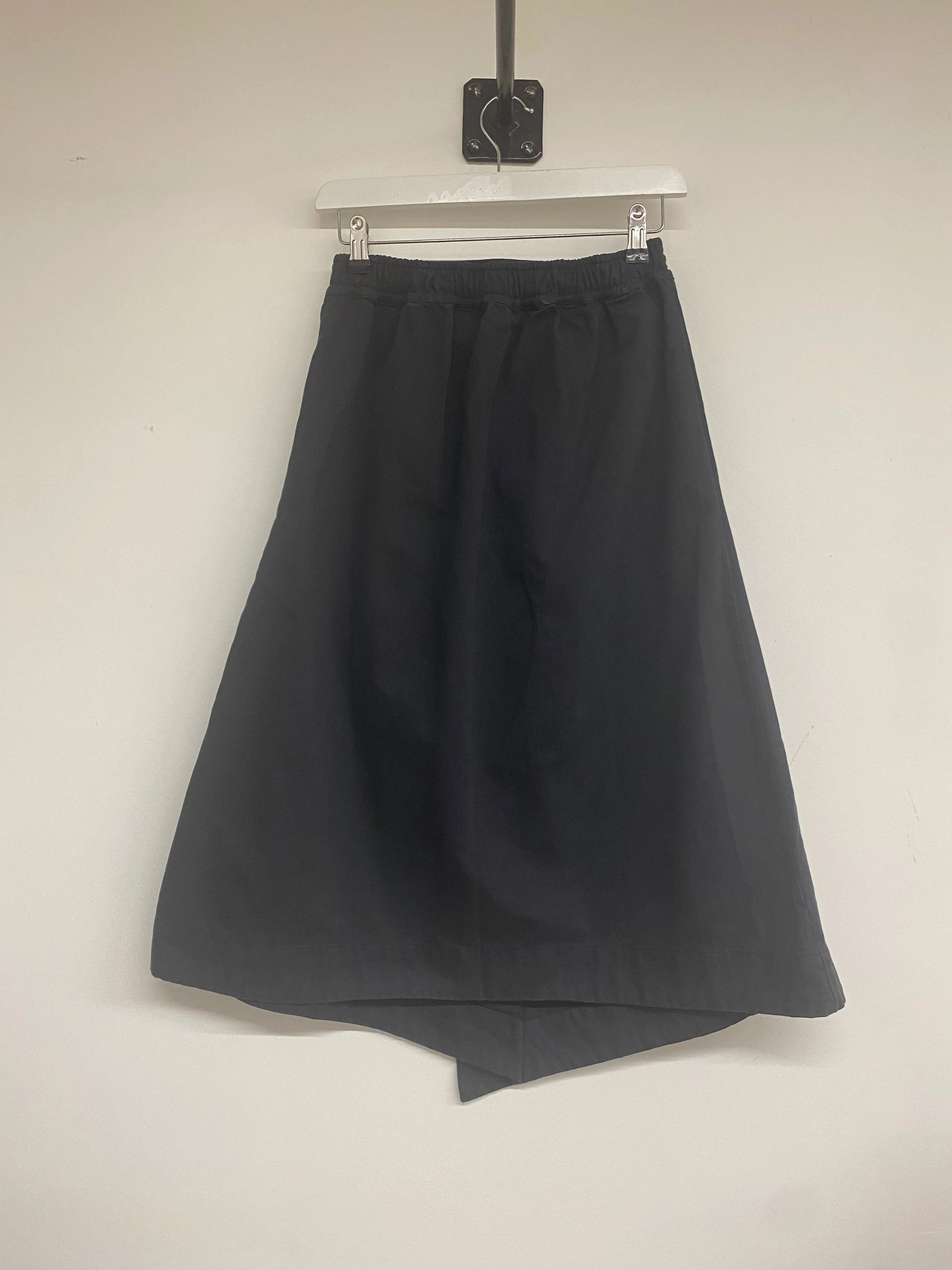 Wisteria Organic Cotton Twill Skirt in Charcoal RecycledPolyester Everyday Essential