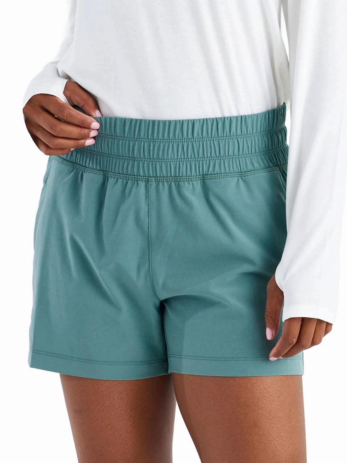 Rubberized Grip Waistband On The Go Women's Pull-On Breeze Short In Sabal Green