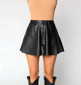 Women's The Emerson Shorts In Black back-to-school FlexibleMobility