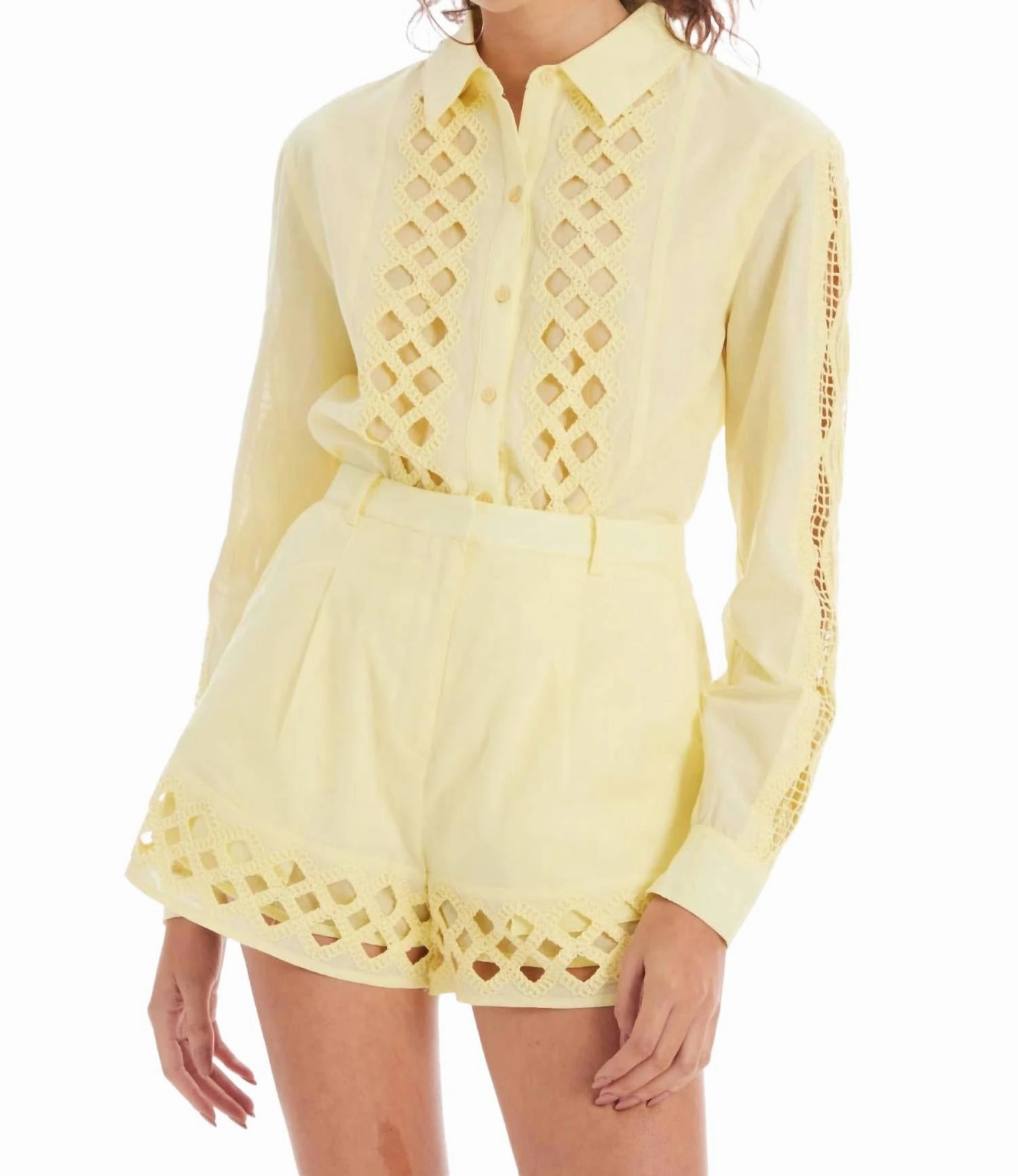 Camila Shorts In Butter Budget - friendly